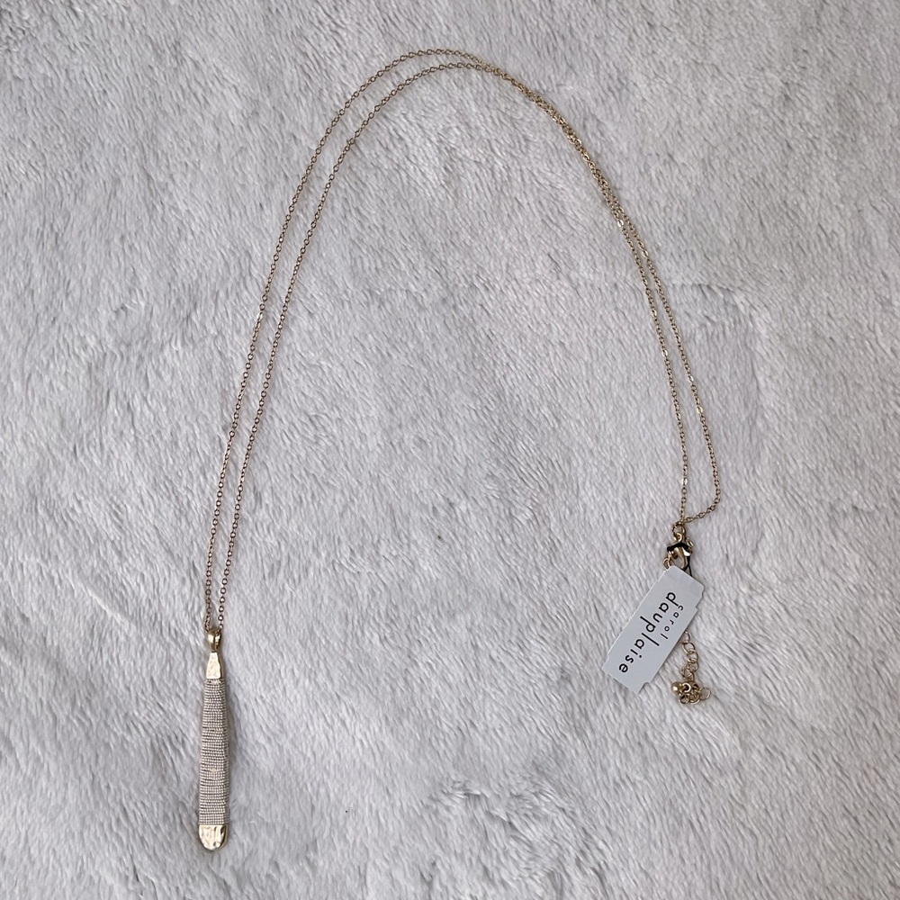 NWT CAROL DAUPLAISE Gold and Silver Pendant Necklace